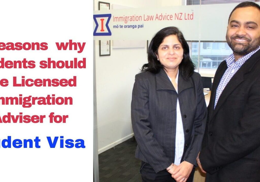 4 Reasons why student should use a Licensed Immigration Adviser for student visa